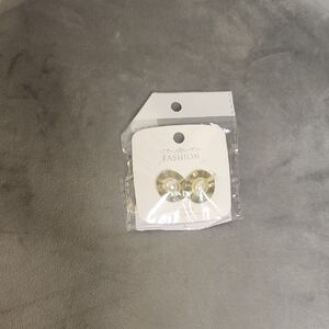 Elegant Gold Pearl Earrings